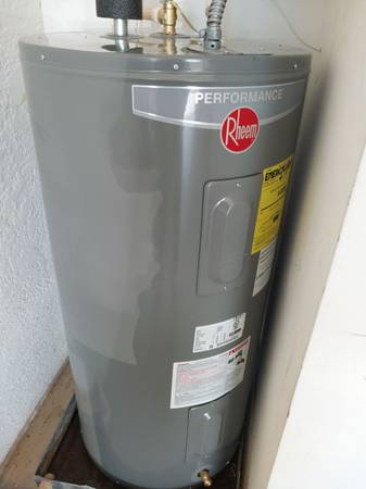 Water heaters RHEEM with install. Included 1