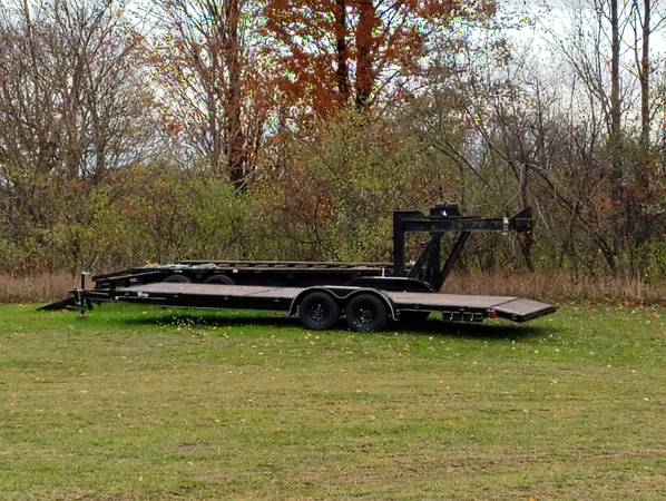 24' Flatbed trailer 1