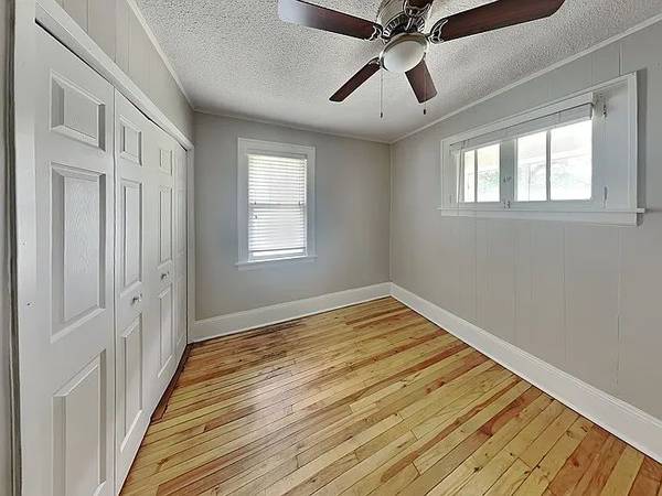 $995 / 2br - 887ft2 - Welcome to your new home close to everywhere!! (1157 Minnehaha Ave)63868814839681122