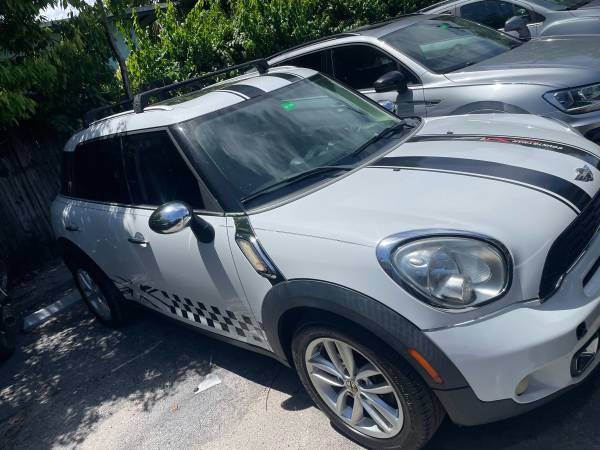 2012 Mini countryman - $2,000 (Miami)63479884840961121