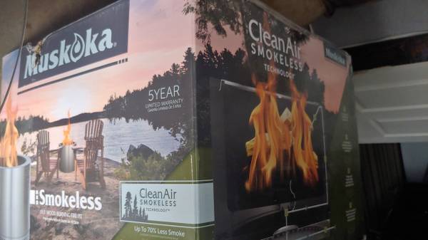 New UNOPENED BOX Outdoor smokless fire pit 1