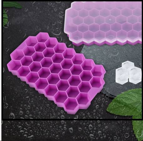 Hexagonal Ice Cube Ball Makers - 4 Silicone Trays 1