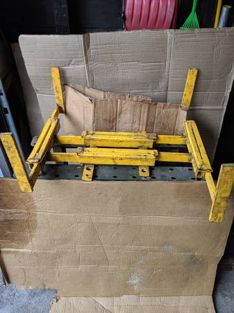 Transmission jack adapter 1