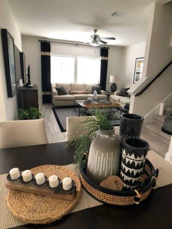 $550 Spacious Master Bedroom Near Hialeah Park & Amelia Earhart Park (Hialeah)63379638917891121
