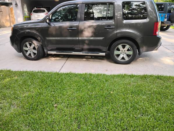 2012 HONDA PILOT TURING (TÍTULO DE CHATARRA) - $5,000 (HUMBLE)63622465912579121