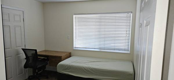 $775 / 1br - Habitación en alquiler (Oxnard)63668271069699123