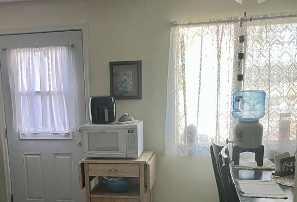 $1.300 / 1 dormitorio - 1000 pies² - Casita Fort Mohave (Sun Valley)63441710054275124