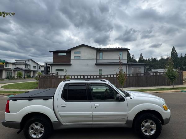 2001 Ford explorer sports-trac 4WD only 149k-miles - $4,900 (Portland, Oregon)63618461852675124