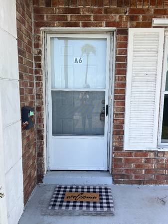 $1650.00 / 2br - 1063ft2 - Suite Profesional Mejorada 190 E Olmstead A663823721782275121