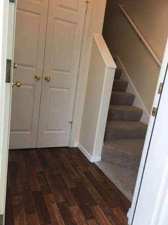 $2,035 / 1br - 780ft2 - Soaring high ceilings for light and space at The Highlands Luxury Resi (Anchorage - Midtown)64004785756545121