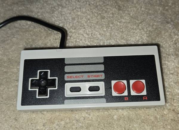 Original Nintendo NES Controller OEM NES-004 w/ Extension Cable Mint 1