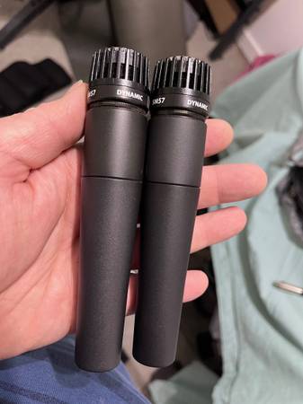 2    SM57  and 2 mic cables 1