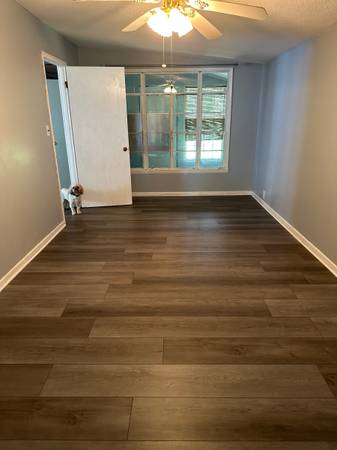 $359.900 / 2 hab - 1400 pies² - Casa junto al lago (Hillsboro)63439827737985124