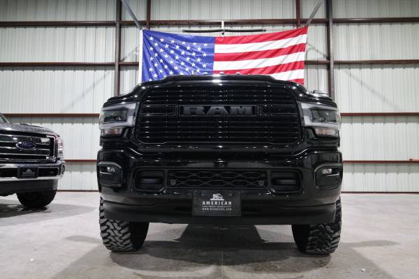 2024 RAM 3500 LARAMIE MEGA - Photo 2