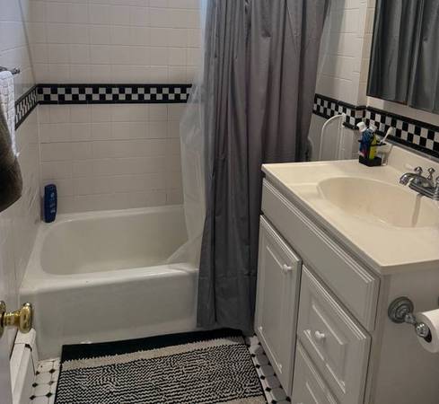 $675 / 3br - $675 / 3br - habitación espaciosa amueblada en alquiler – a 5 minutos caminando de UMass63811886918145121