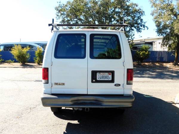 2002 Ford E-Series E 250 - Photo 7