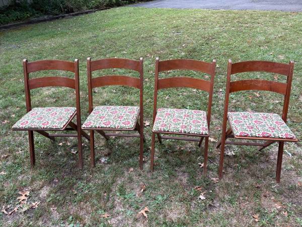 Set of (4) matched antique folding chairs 1