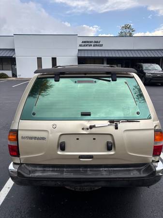 1999 Nissan pathfinder - $3,000 (Doraville)63620602462209124