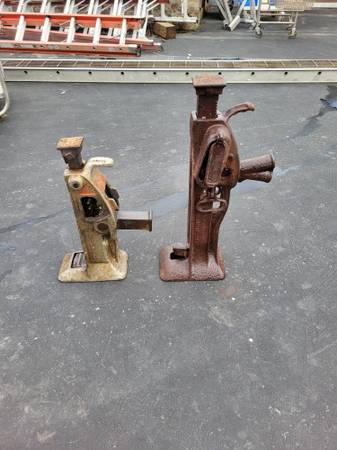 Railroad Jacks 1