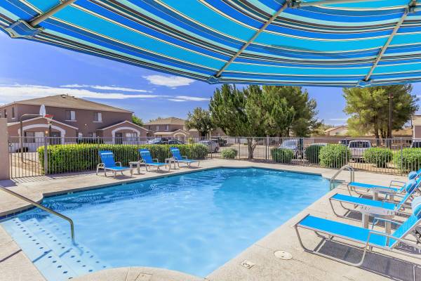 $1,325 / 3br - 1097ft2 - Pet friendly community!63617453022465122