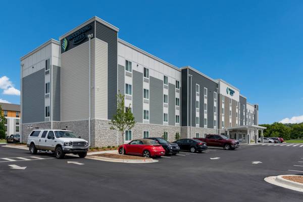 $1,540 / 1br - Safe, Clean, and Convenient. No Deposit (1671 Horizon Pkwy NE, Buford, GA)63921690534530121
