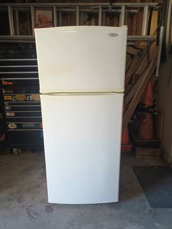 Refrigerator 1