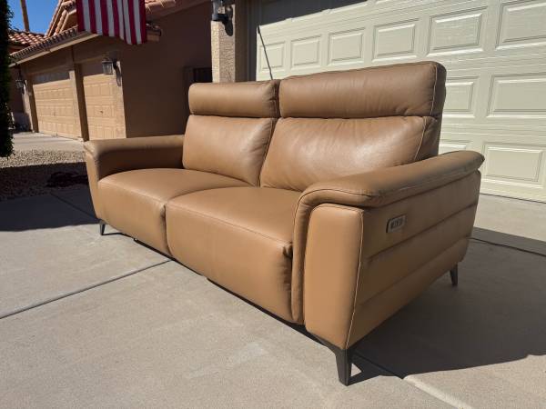 Vitale 2-Seat Power Motion Sofa Made in Italy 1