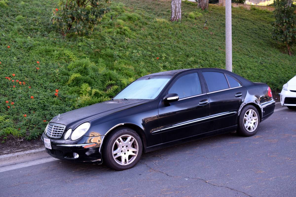 2003 Mercedes E320 Low Miles only 109K Mlies Clean Title