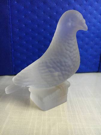 Vintage 1970s Crystal Birds with Satin Finish - Lot of 5 1