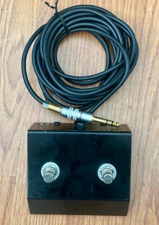 2 Button Footswitch Marshall Fender Crate Mesa Boogie Amp Amplifier 1
