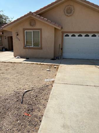 $2100.00 / 4br - 2390ft2 - Single Family residence with Casita63686282535041120