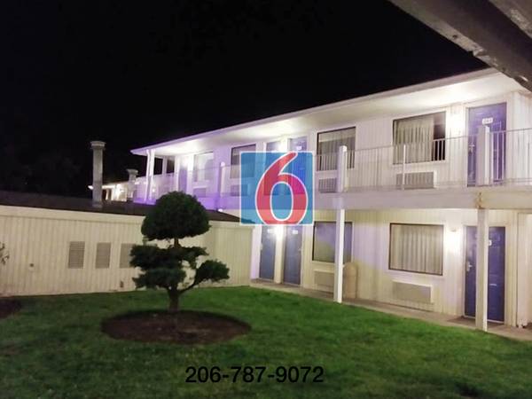$500 / 1br - Tarifas semanales todo incluido - WiFi, TV por cable, estacionamiento, piscina, llamadas (Seattle South)63891324547331120