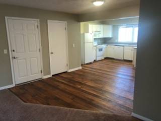 $1,445 / 2br - 1120ft2 - Remodeled 2 Bed for 10/17 Move! - $1,445 (Omaha, NE)64020840252929121
