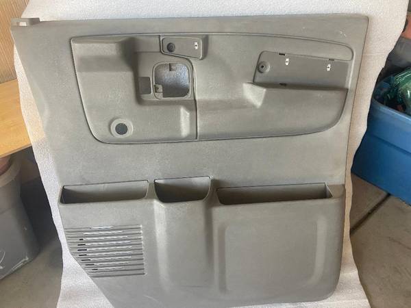 2003 EXPRESS / SAVANA VAN door panels 1