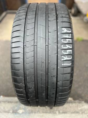 275-35-21 Pirelli Pzero 1