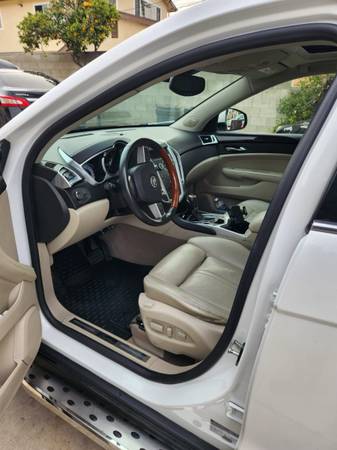 Cadillac SRX 2010 - $6,999 (San Diego)63624764361475123