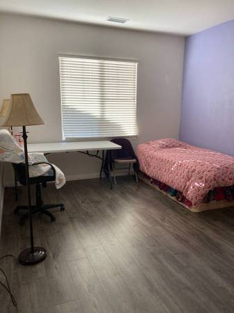 ONE BEDROOM & SHARED BATH ALL bills included 1