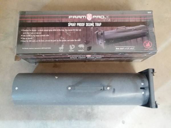 Spray proof skunk trap 1