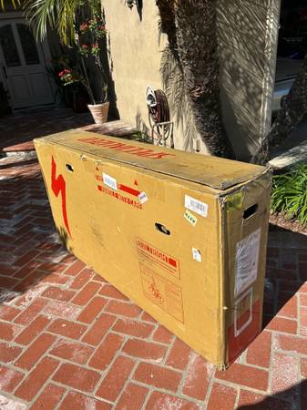Specialized MTB Shipping Box 1