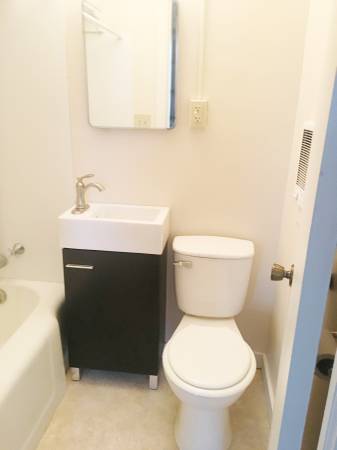 $795 / 432ft2 - Castle Court 6- Studio apartment (Midtown) (Midtown)63681695871105124