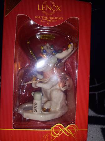2010 Merry Moose Fishing Lenox Ornament Rare 1