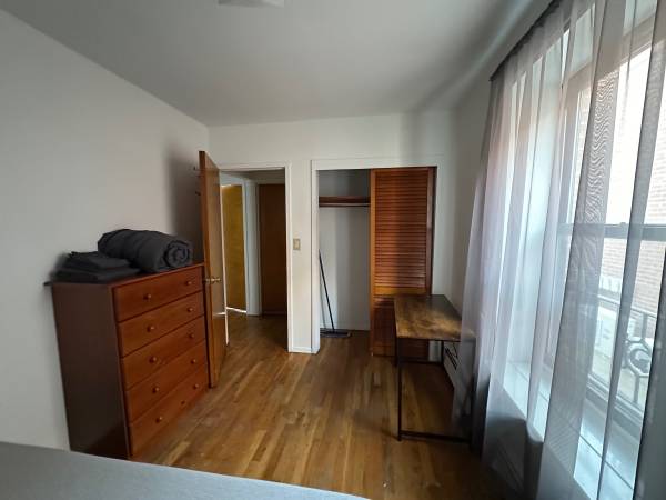 Room and shared bathroom available NOW w gay couple. Astoria deal! 1