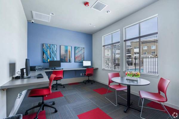 $1,415 / 2br - 906ft2 - Garage ($100/monthly fee), Efficient Appliances, Covered Parking (205 Silver Lake Rd, Reno, NV)63992634442498121