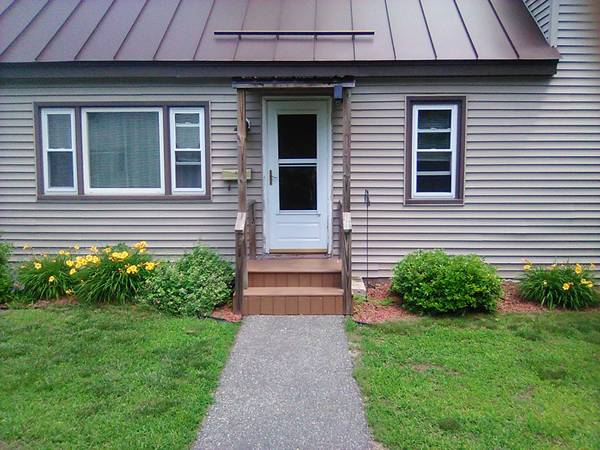 TWO BEDROOM APARTMENT BRUNSWICK, ME $1,400.00 1