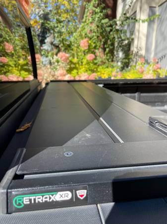 GMC Truck bed cover 1