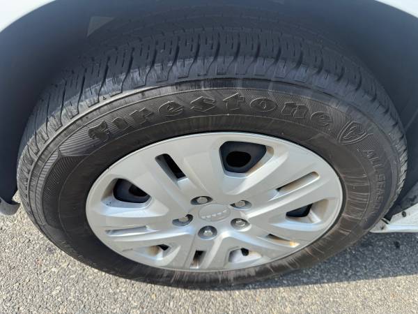 Minivan Dodge Grand Caravan 2015 - $6,900 (Staten Island)63614773903105122