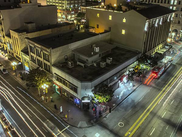 $2,299 / 1br - 1 Bed Apt w/ Open Layout - Urban Lover's Dream - Hard Flooring (Downtown in Gaslamp)63657276297603124