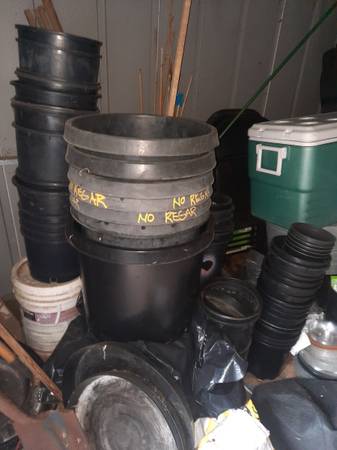 $30 buys you 30 pots with trays 1