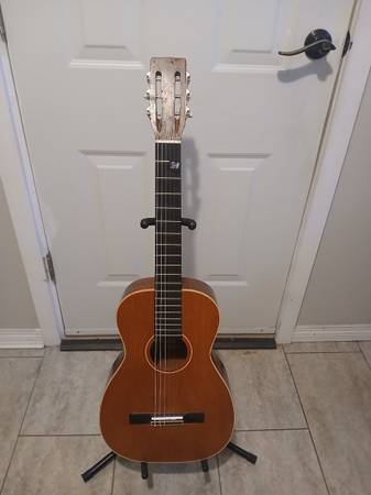 1963 Harmony H910 Classical Guitar 1