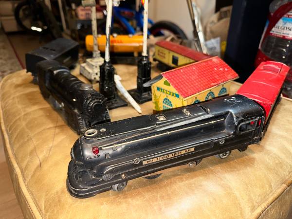 Pre War Lionel Train Set 1